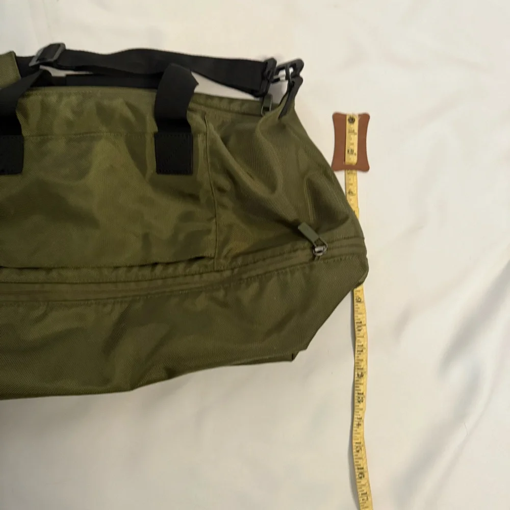Victorinox Olive Green Expandable Weekend Bag